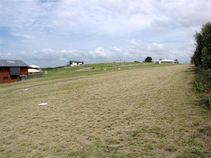 10 Sunad Court, Nikenbah QLD 4655