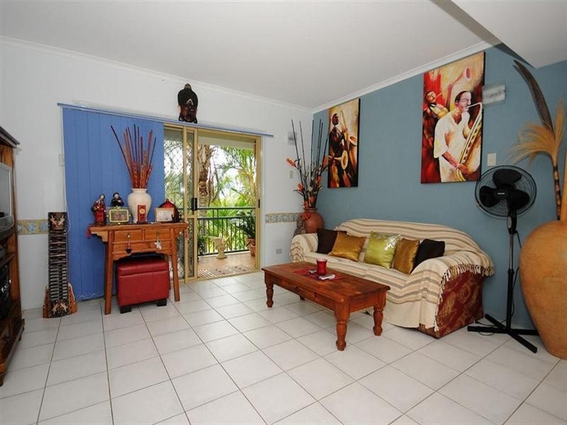 5/3 Beach Road, Pialba QLD 4655