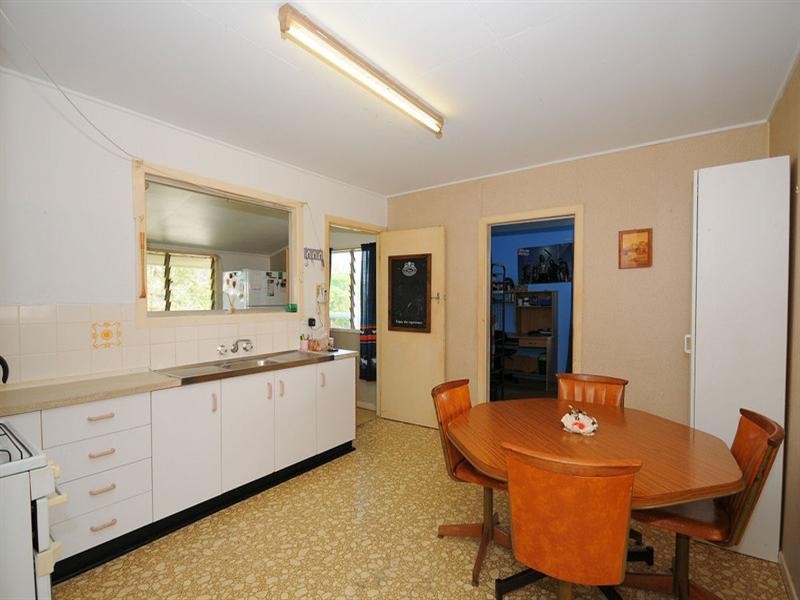 21 Urangan Street, Torquay QLD 4655