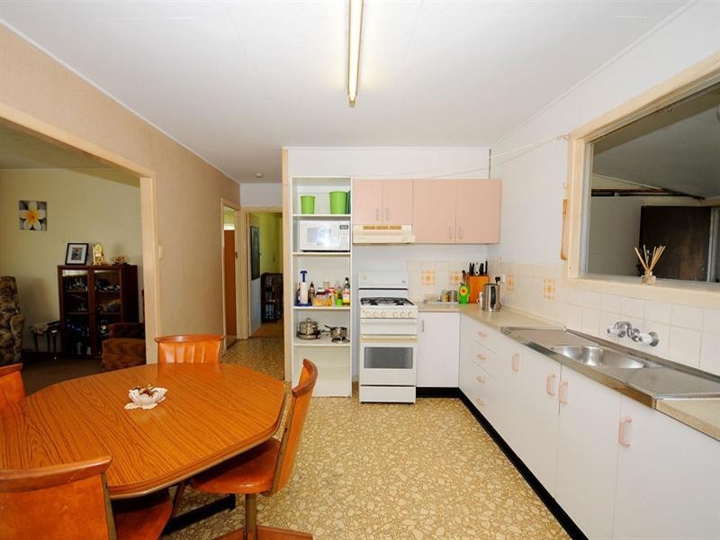 21 Urangan Street, Torquay QLD 4655