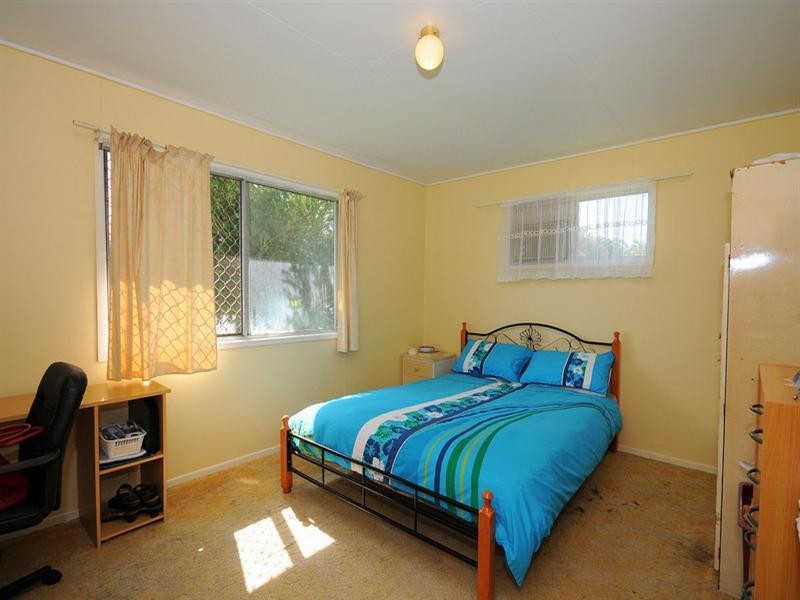 21 Urangan Street, Torquay QLD 4655