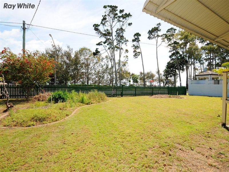 319 Esplanade, Scarness QLD 4655