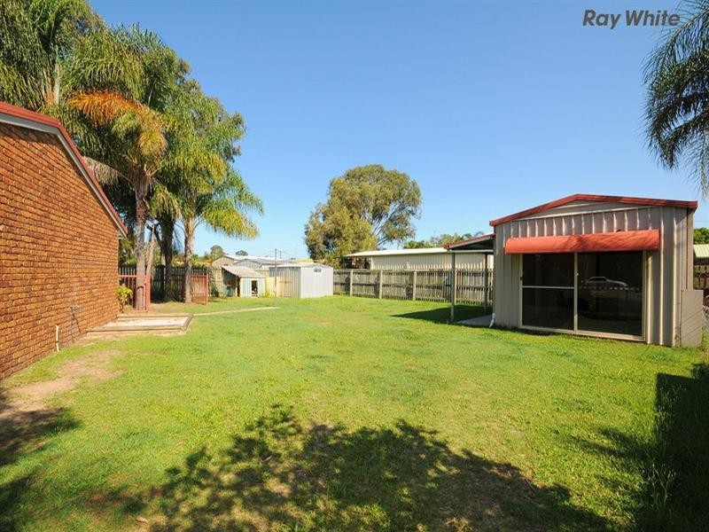 703 Boat Harbour Drive, Urangan QLD 4655