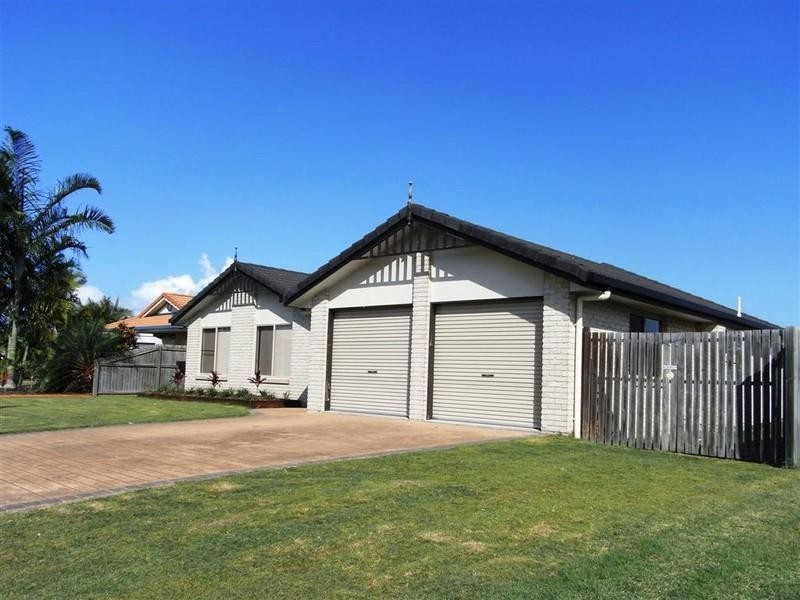 9 Treviso Court, Urangan QLD 4655