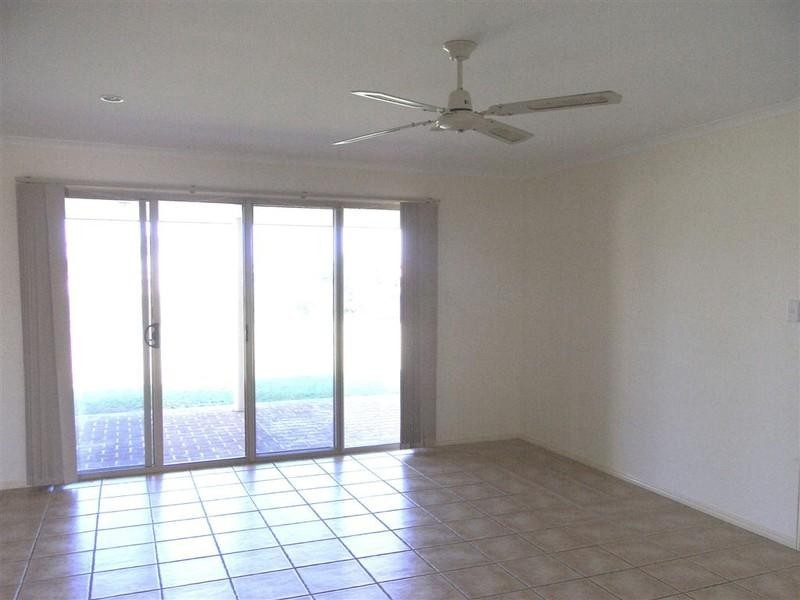 9 Treviso Court, Urangan QLD 4655