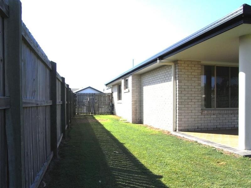 9 Treviso Court, Urangan QLD 4655