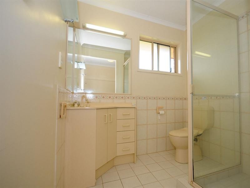 1 Doss Court, Urraween QLD 4655