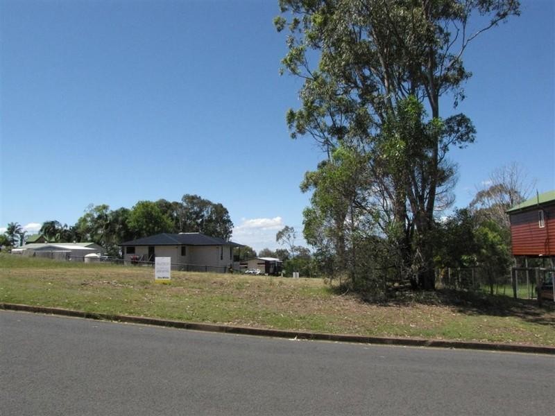 56 Curlew Terrace, River Heads QLD 4655