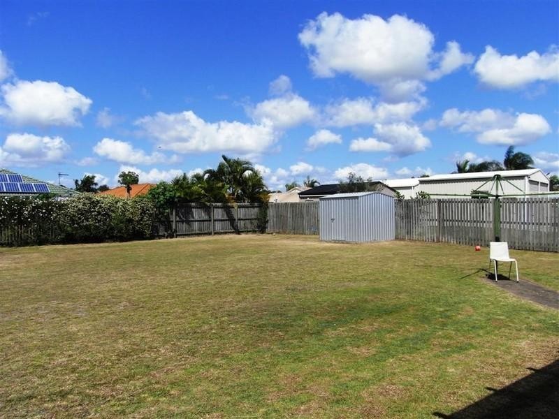 115 Snapper Street, Kawungan QLD 4655