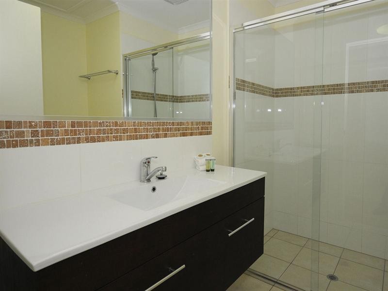 18/654 Charlton Esplanade, Urangan QLD 4655