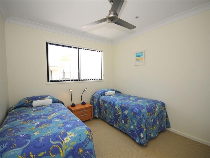 18/654 Charlton Esplanade, Urangan QLD 4655