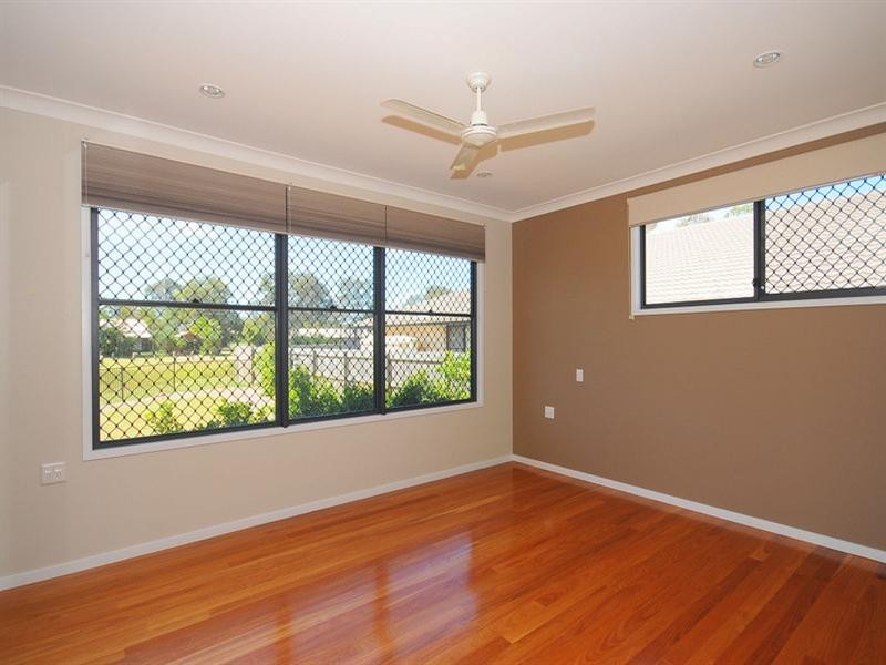44 Honiton Street, Torquay QLD 4655