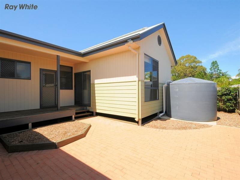 44 Honiton Street, Torquay QLD 4655
