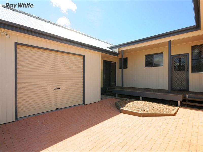 44 Honiton Street, Torquay QLD 4655
