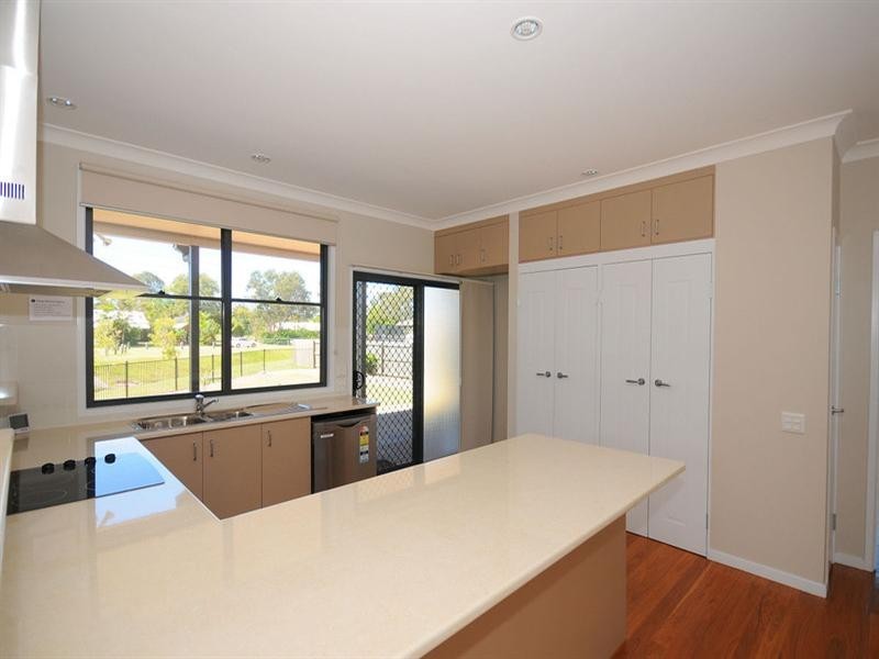 44 Honiton Street, Torquay QLD 4655