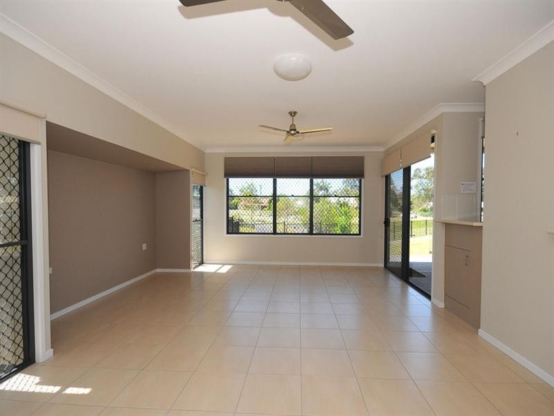 44 Honiton Street, Torquay QLD 4655