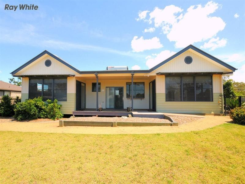 44 Honiton Street, Torquay QLD 4655