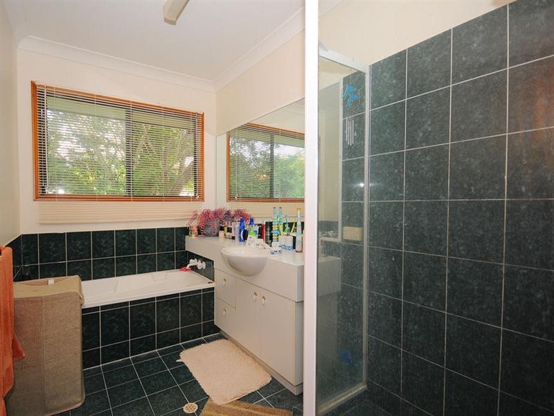53 Hillcrest Avenue, Scarness QLD 4655