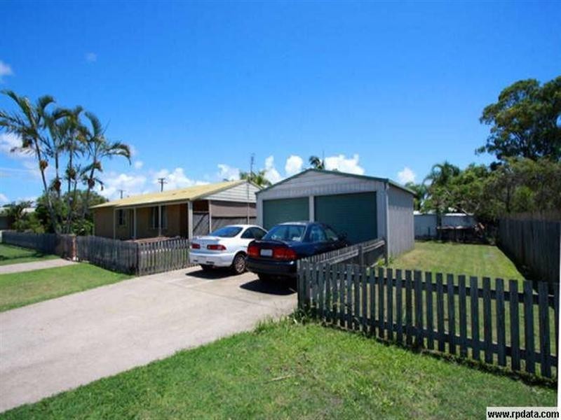 125 Hammond Street, Urangan QLD 4655