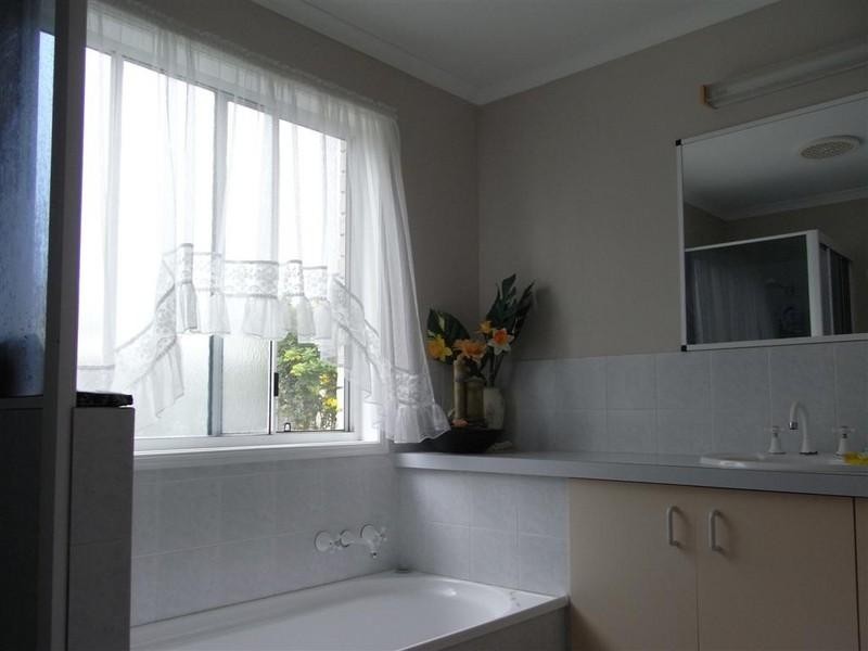 9 Trisha Court, Scarness QLD 4655