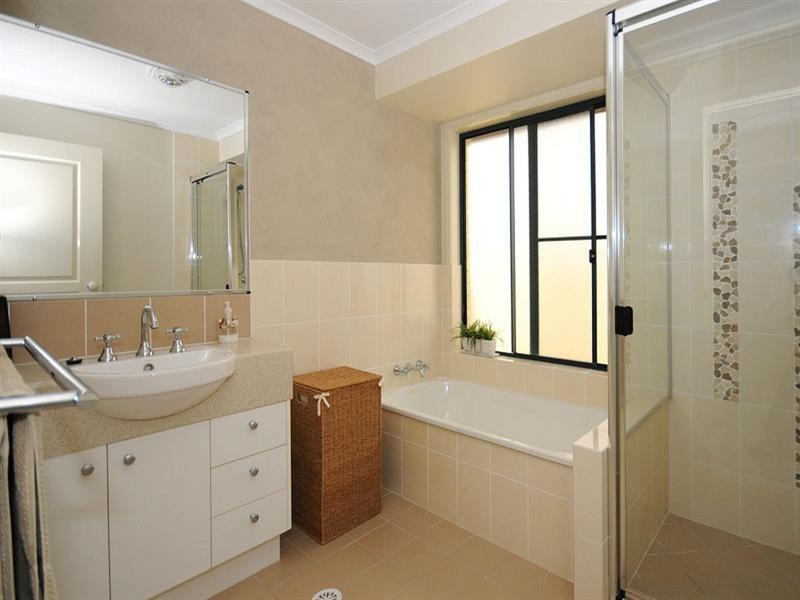 15 Lakeridge Drive, Dundowran QLD 4655