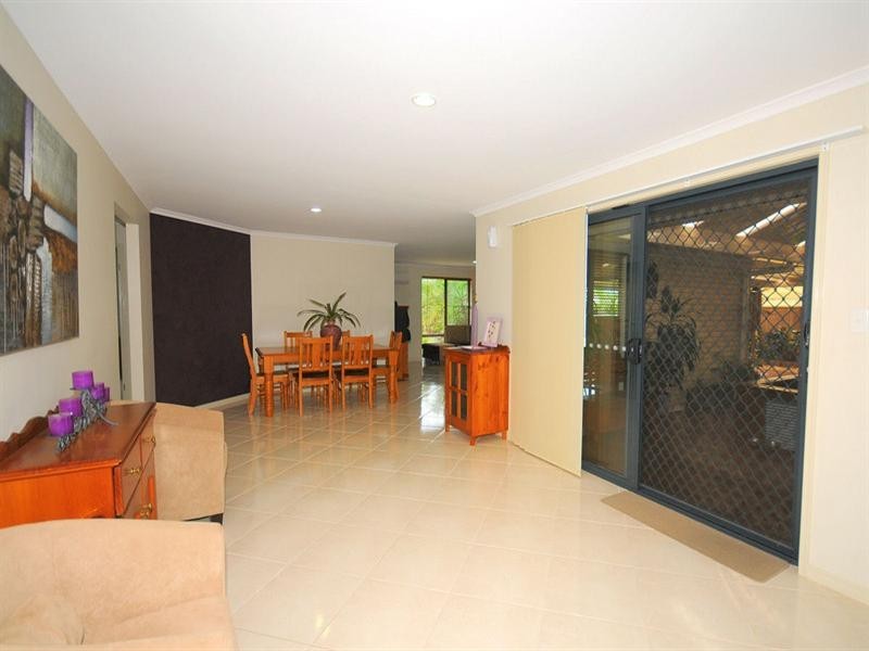 15 Lakeridge Drive, Dundowran QLD 4655