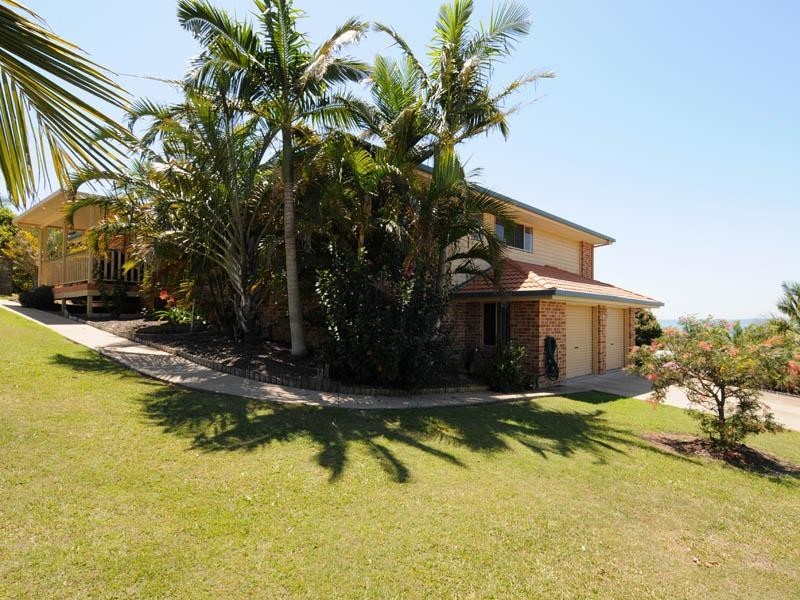 22 Cove Boulevard, River Heads QLD 4655