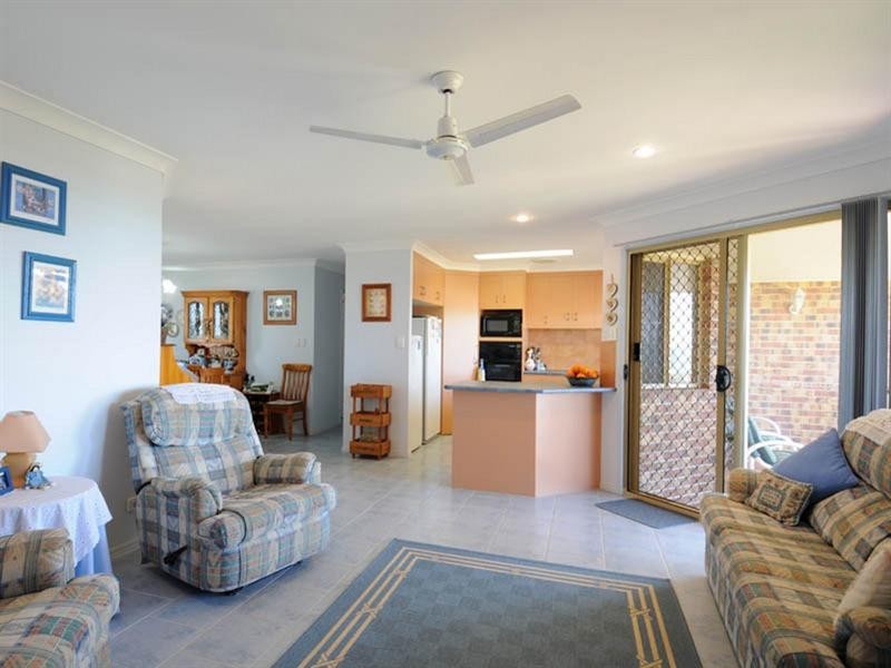 22 Cove Boulevard, River Heads QLD 4655
