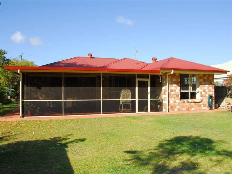 170 Kingfisher Parade, Toogoom QLD 4655