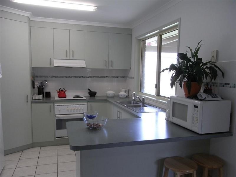 7 Merrilyn Court, Urangan QLD 4655