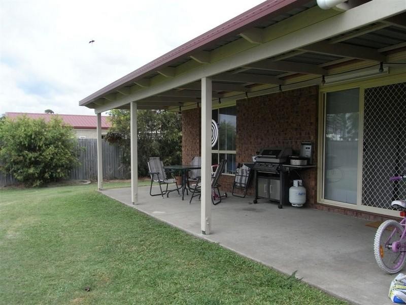 7 Merrilyn Court, Urangan QLD 4655
