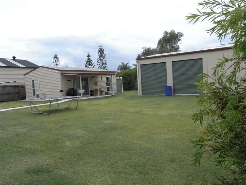 7 Merrilyn Court, Urangan QLD 4655