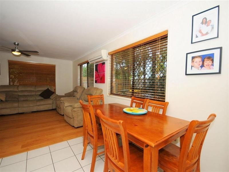 4 Coongul Court, Urraween QLD 4655