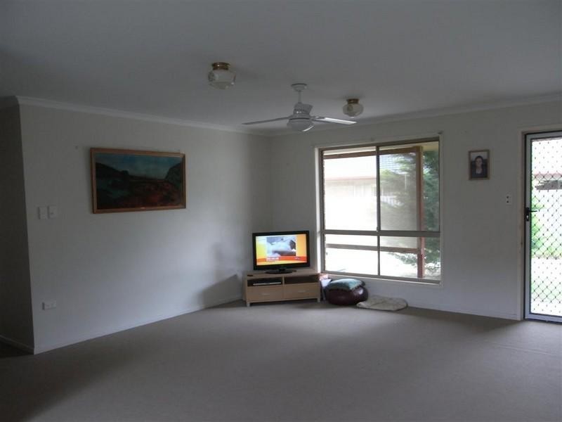48A and 48B Honeysuckle Avenue, Kawungan QLD 4655