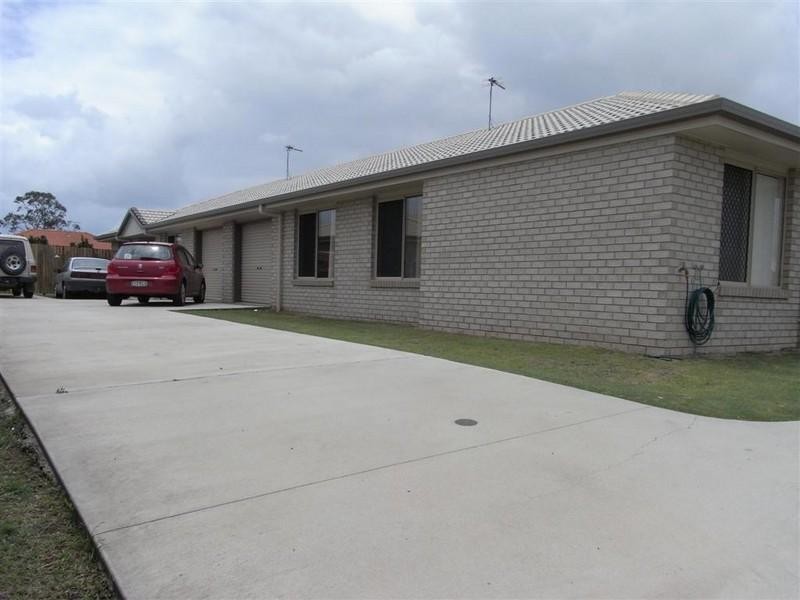 1 A and 1 B Malcolm Court, Point Vernon QLD 4655