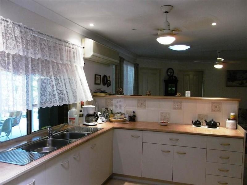 105 Garden Drive, Urangan QLD 4655