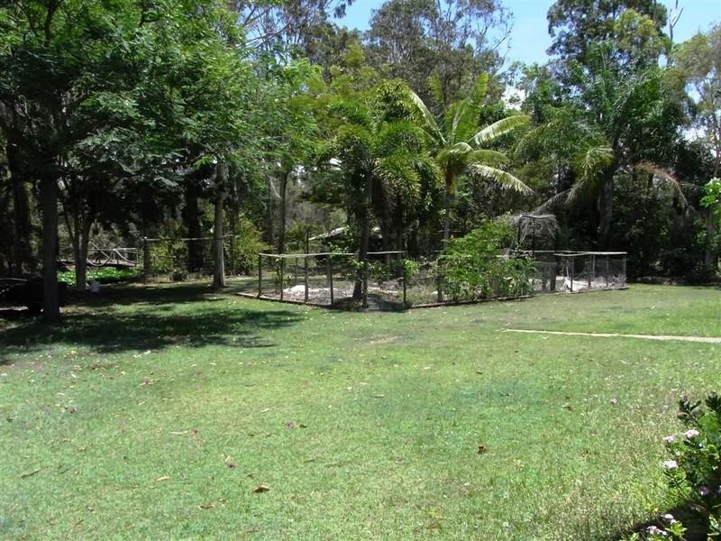 105 Garden Drive, Urangan QLD 4655