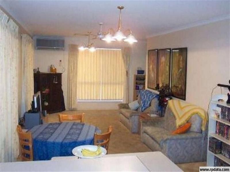 28 Holiday Parade, Scarness QLD 4655