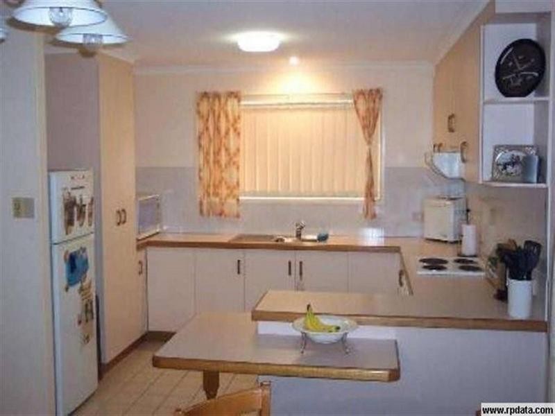 28 Holiday Parade, Scarness QLD 4655