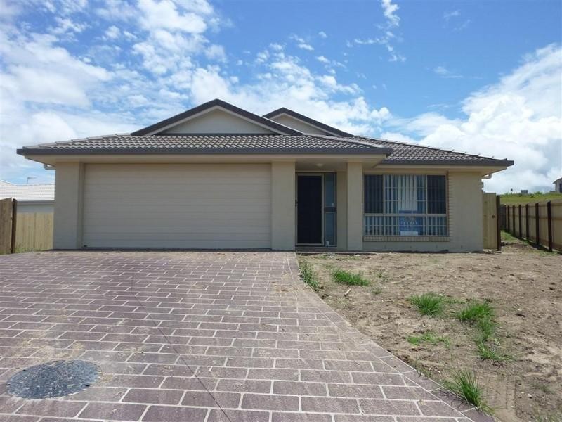 9 Peat Court, Nikenbah QLD 4655