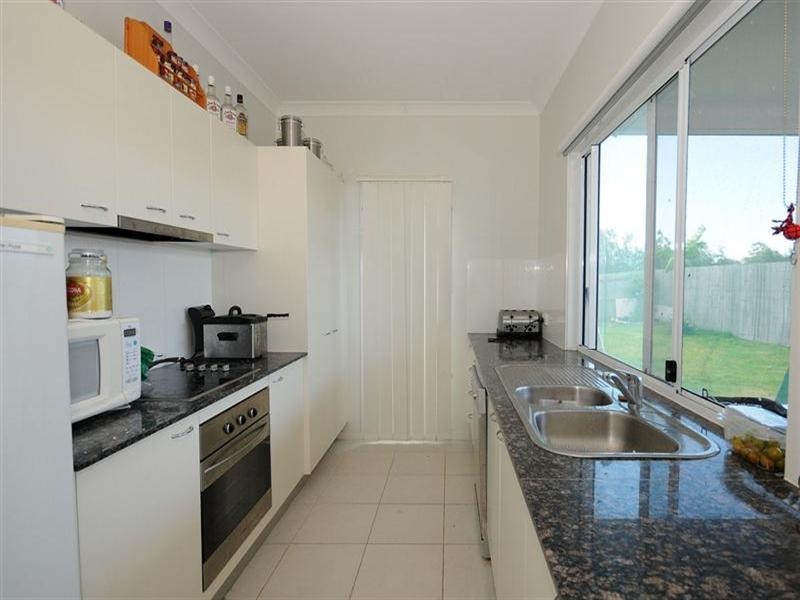 8 Helm Street, Toogoom QLD 4655