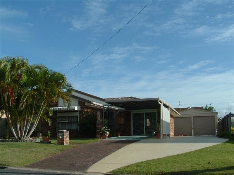 23 Moonbi Street, Scarness QLD 4655