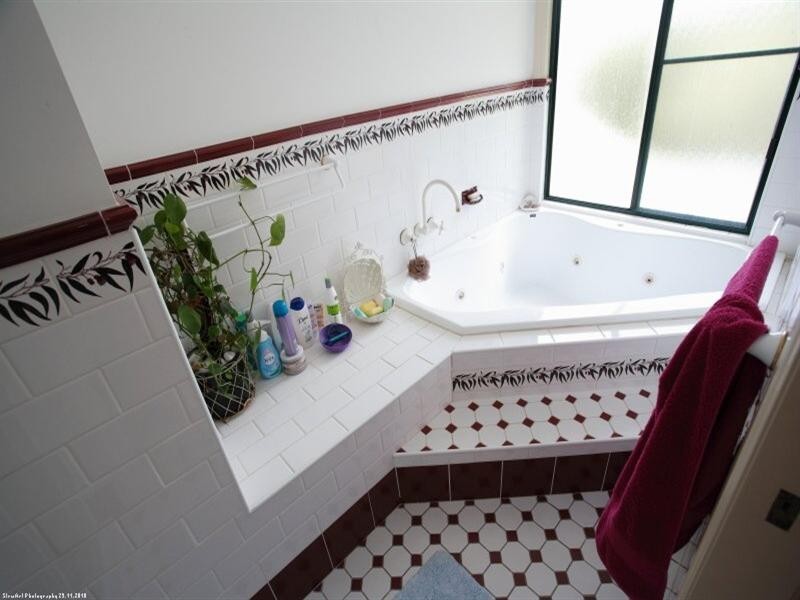 3 Howea Court, Dundowran Beach QLD 4655