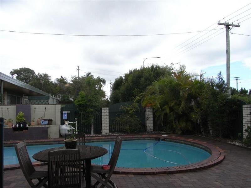 365 Boat Harbour Drive, Scarness QLD 4655