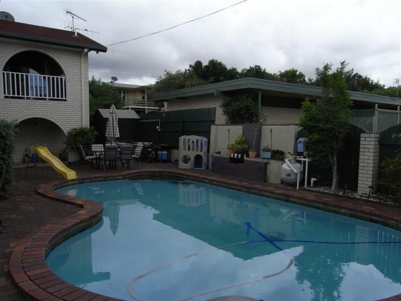 365 Boat Harbour Drive, Scarness QLD 4655