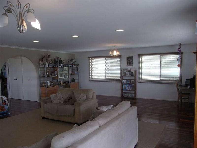 365 Boat Harbour Drive, Scarness QLD 4655