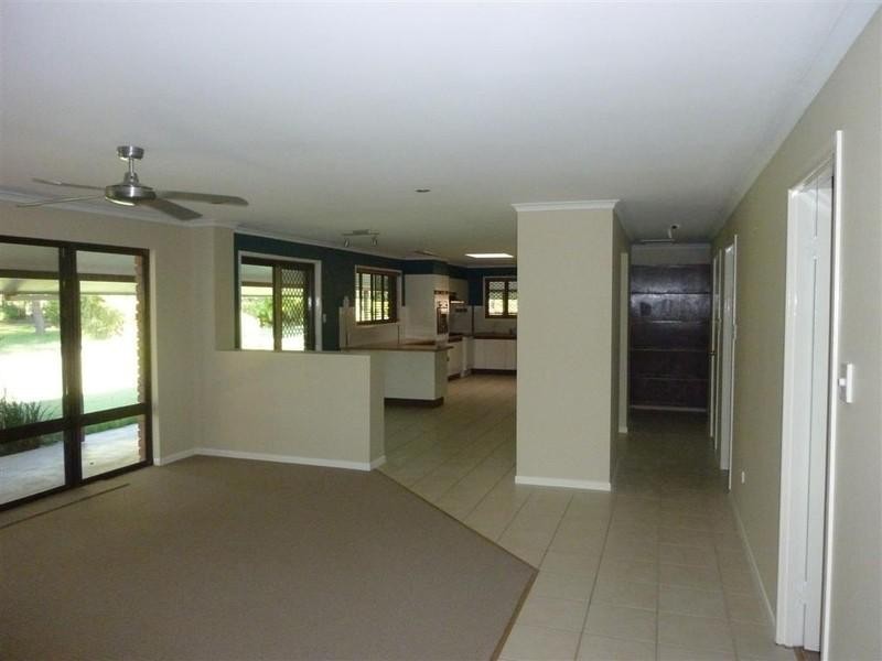 180 Boundary Road, Urangan QLD 4655