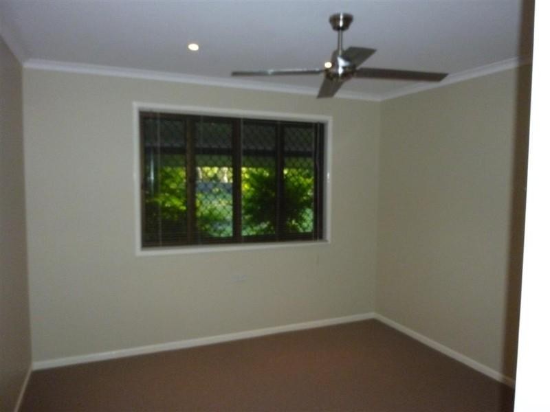 180 Boundary Road, Urangan QLD 4655