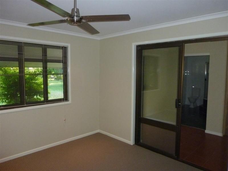 180 Boundary Road, Urangan QLD 4655