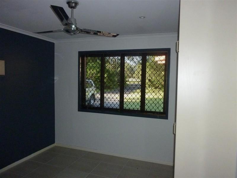 180 Boundary Road, Urangan QLD 4655